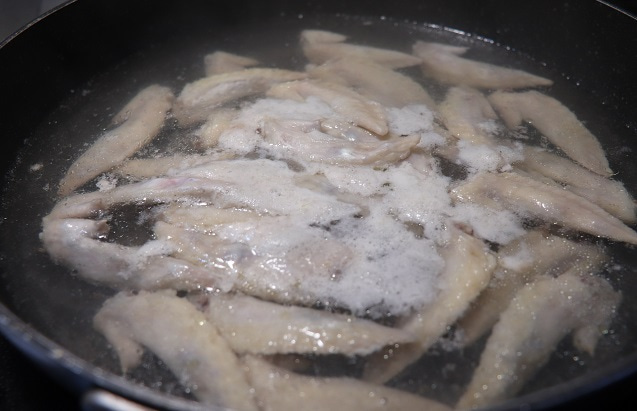 鶏のサキッチョ照り煮 2