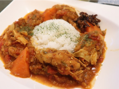 野菜たっぷりチキンカレー
