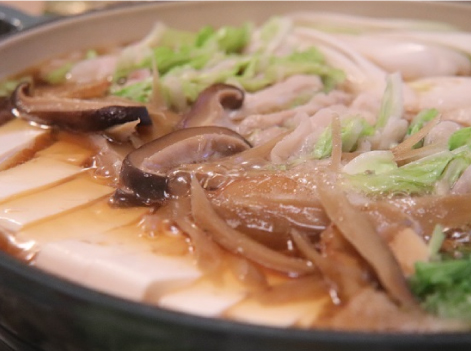 ごぼう出汁豚鶏すき焼き風鍋